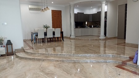 Rumah mewah Sunter