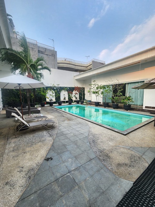 Disewakan Rumah Mewah Area Menteng Jakarta Pusat