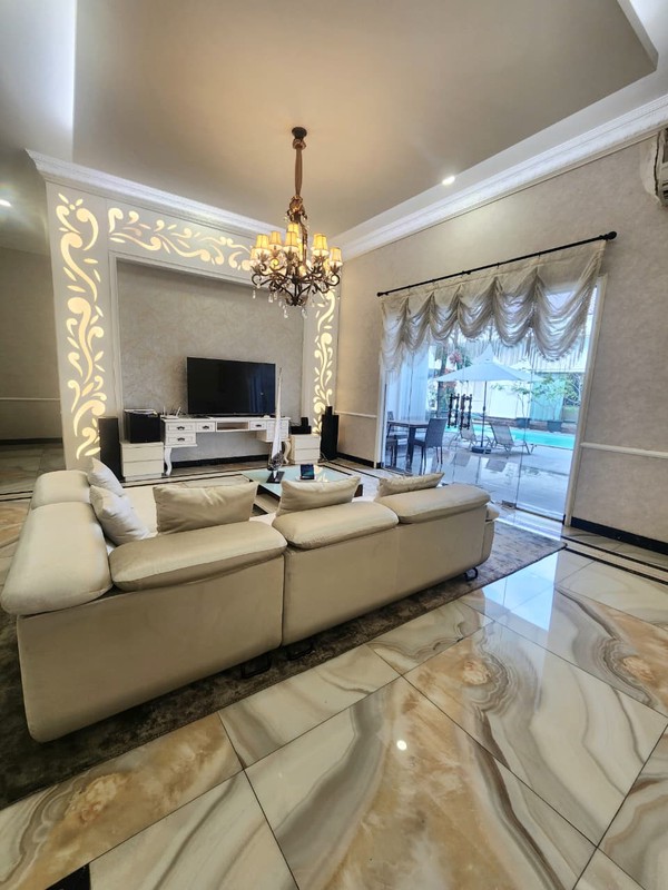 Disewakan Rumah Mewah Area Menteng Jakarta Pusat