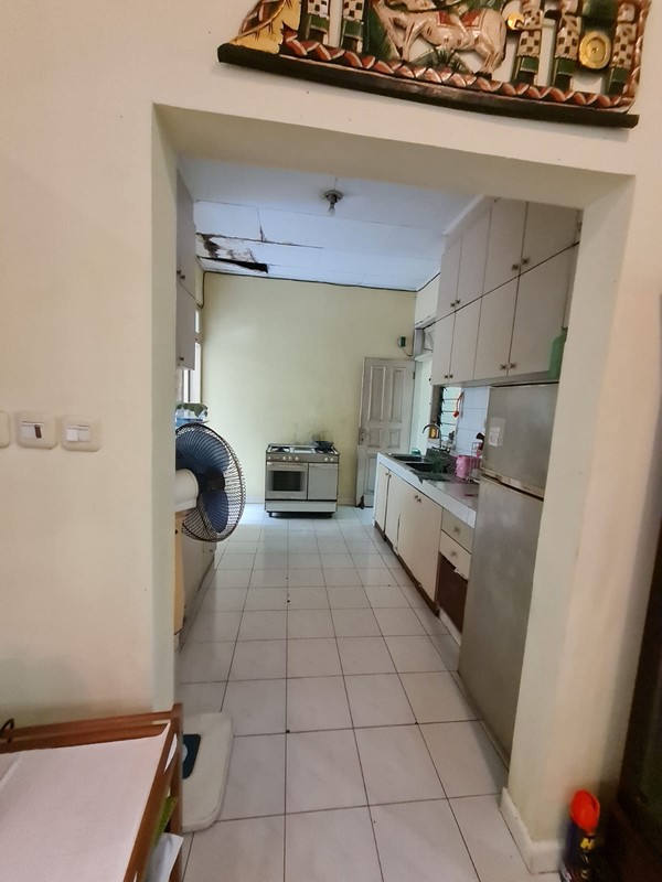 Cinere bukit cinere indah luas 327 rumah 2 lantai komplek ex pondok indah