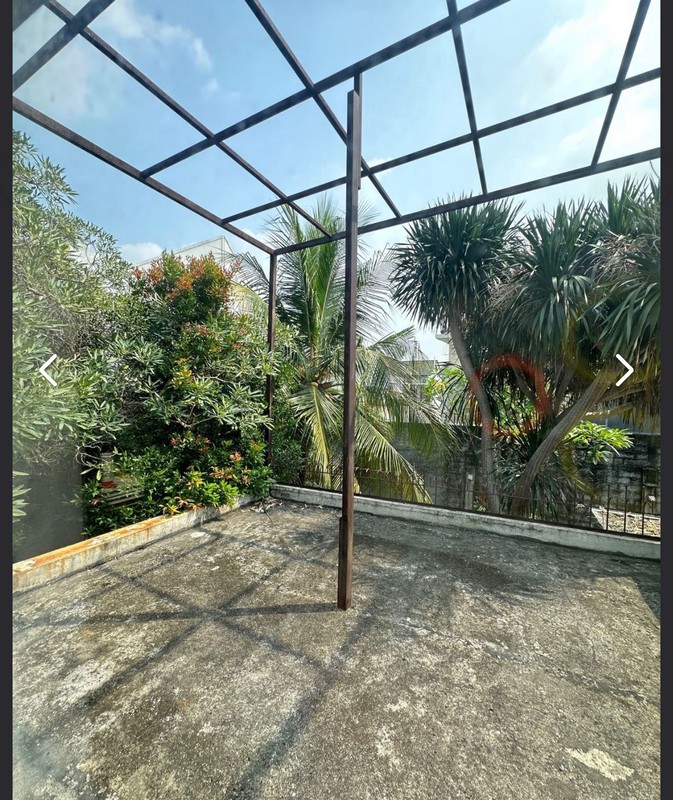 Rumah 4 BR Luas Tanah 203m2 Siap Huni Terawat di Kasuari Sektor 9 Bintaro
