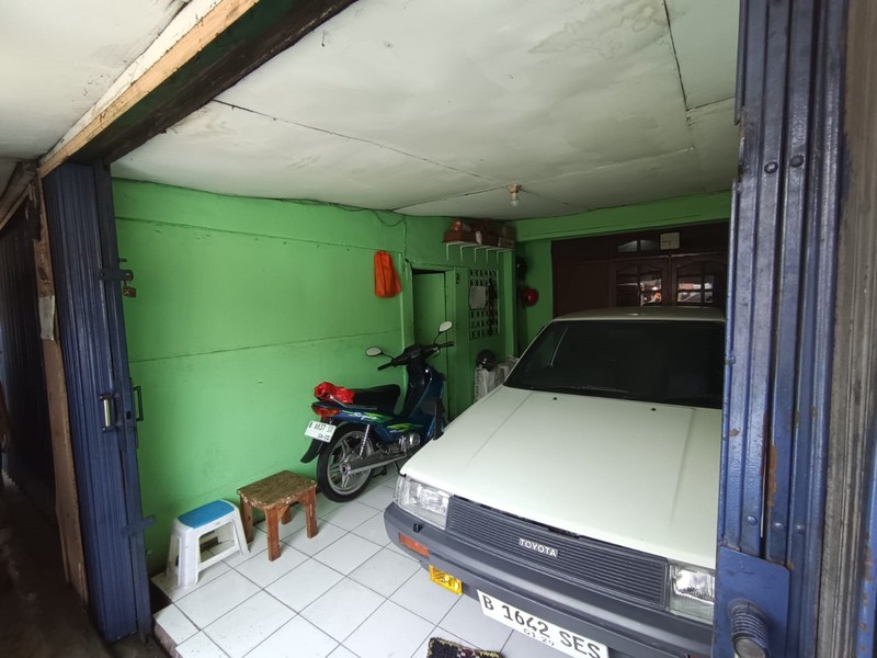 DIJUAL AREA KOMERSIL 1151M2 PINGGIR JLN RAYA CIPUTAT, KEBAYORAN, JAKSEL