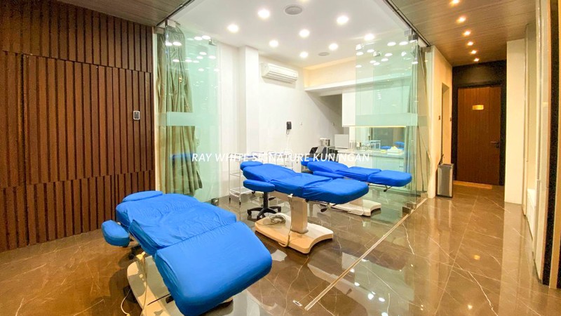 Dijual Ruko Gandeng di Jl Kendal Menteng Cocok Untuk Usaha