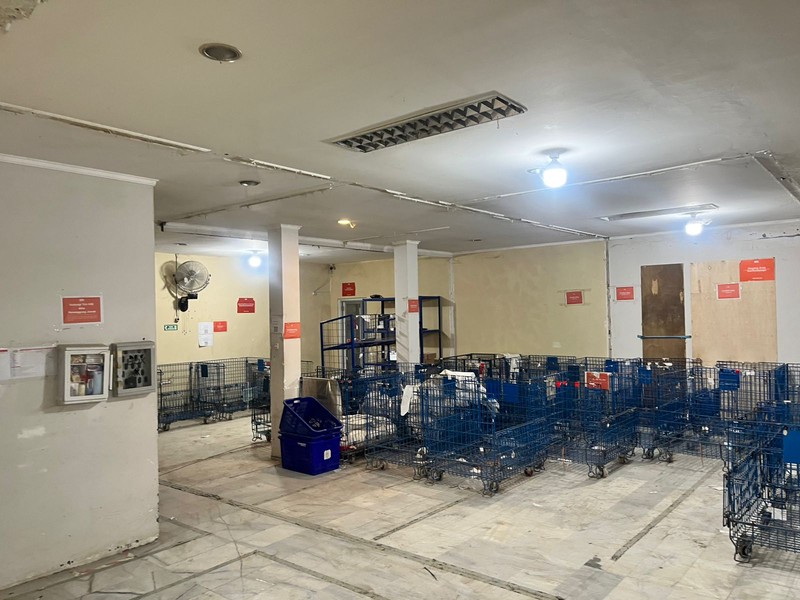 Dijual Cepat, Tempat Usaha di Lebak Bulus, lokasi sangat strategis