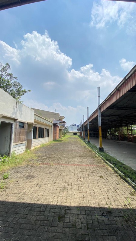 Disewa Bengkel Mobil - Lokasi Strategis di Jalan Raya Pondok Cabe 