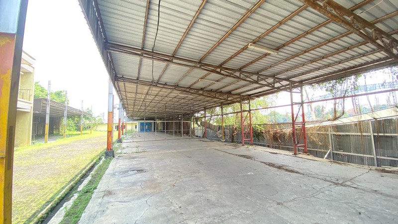 Disewa Bengkel Mobil - Lokasi Strategis di Jalan Raya Pondok Cabe 