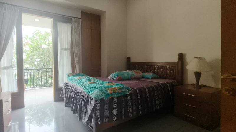 Rumah disewa - Lokasi Strategis, aman di Pondok Indah