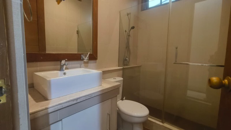 Rumah disewa - Lokasi Strategis, aman di Pondok Indah