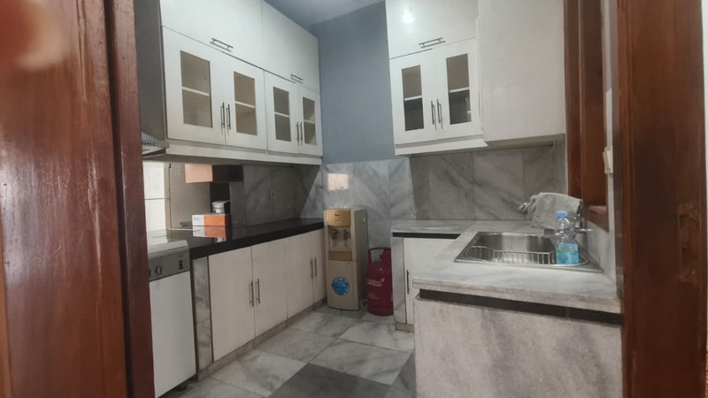 Rumah disewa - Lokasi Strategis, aman di Pondok Indah