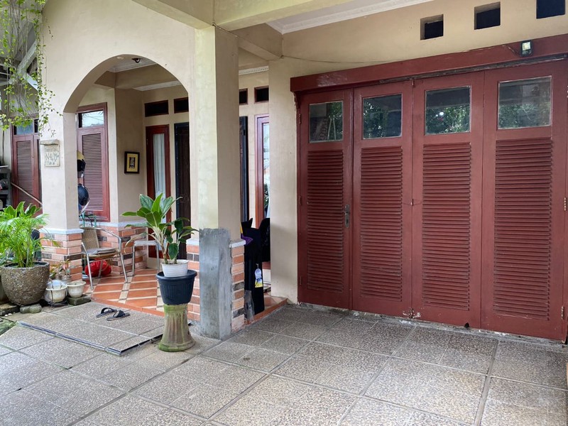 RUMAH TINGGAL DI GRAHA CINERE, DKT DGN EXIT TOL DESARI