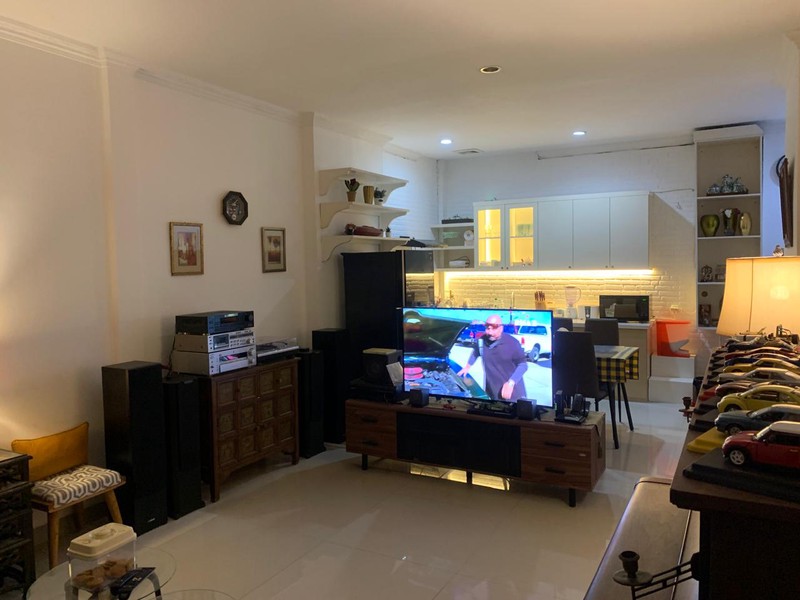 Rumah minimalis siap huni di bintaro