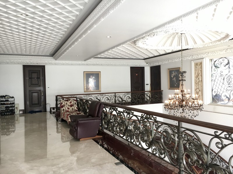 Dijual Rumah Mewah  di Taman Cilandak, Jakarta Selatan