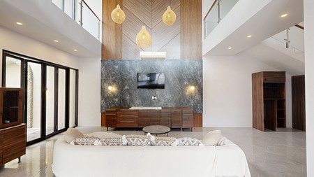 Leasehold - Elegant Villa Luxurious with Private Pool and Long Leasehold in Canggu