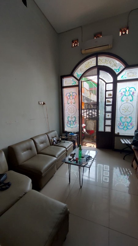Dijual Rumah 2 Lantai + Free Furnish & AC | Bulak Rukem Timur | 1 M Nego