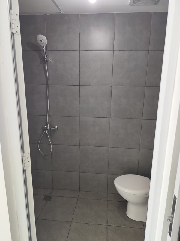 MURAH Dijual Apartemen Westown View Tipe Studio - Baru Gress Bonus Kitchen Set, Ac , Water Heater - Tower La Chifa- Lantai 32 Dekat Royal Residence , Pakuwon Mall