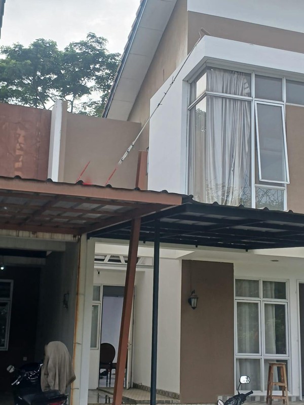 Rumah di BSD City, dengan Kt 3 KM 2 Sertifikat SHM