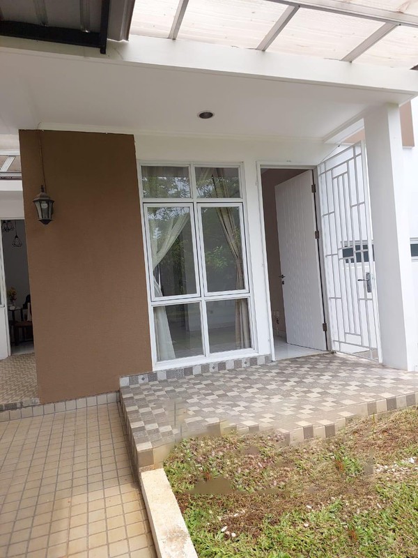 Rumah di BSD City, dengan Kt 3 KM 2 Sertifikat SHM