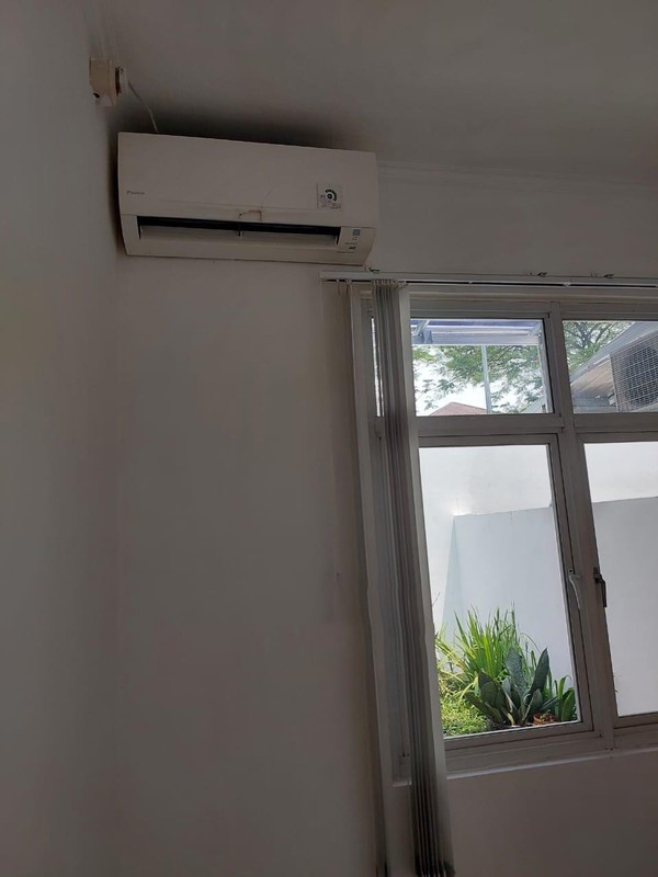 Rumah di BSD City, dengan Kt 3 KM 2 Sertifikat SHM