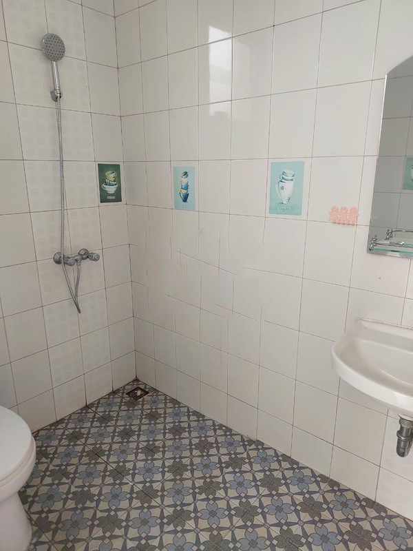 Rumah di BSD City, dengan Kt 3 KM 2 Sertifikat SHM