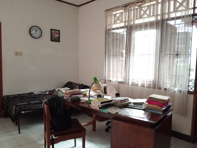 TURUN HARGA, Ciracas, Halaman Luas, Pinggir Jalan, Harga Nego