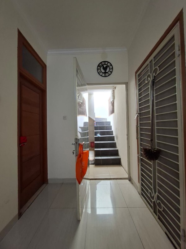 For Sale!! Rumah di Bintaro Jaya dengan KT 4+1 KM 4+1 Luas 450 m2 Bangunan 400 m2