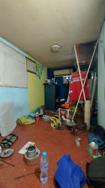 Hunian Nyaman 2 Lantai di Bulak Rukem Timur | Furnish, AC, SHM | 1 M Nego