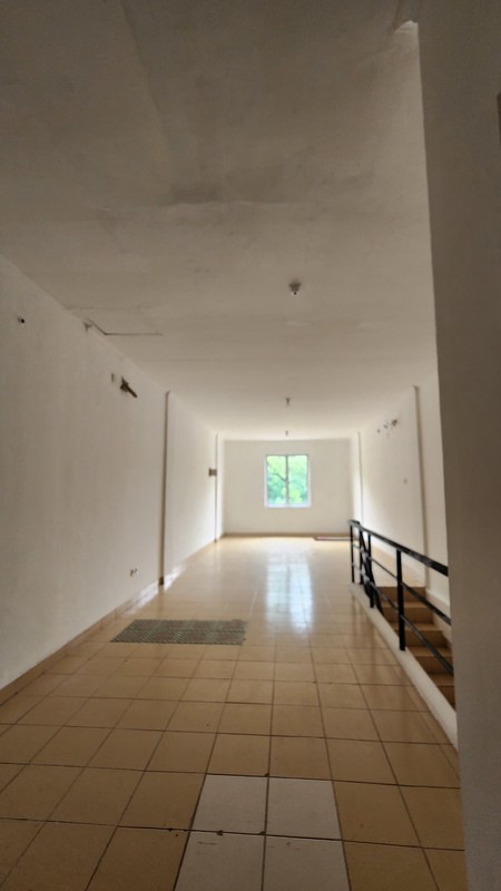 Ruko siap usaha di Kota Wisata