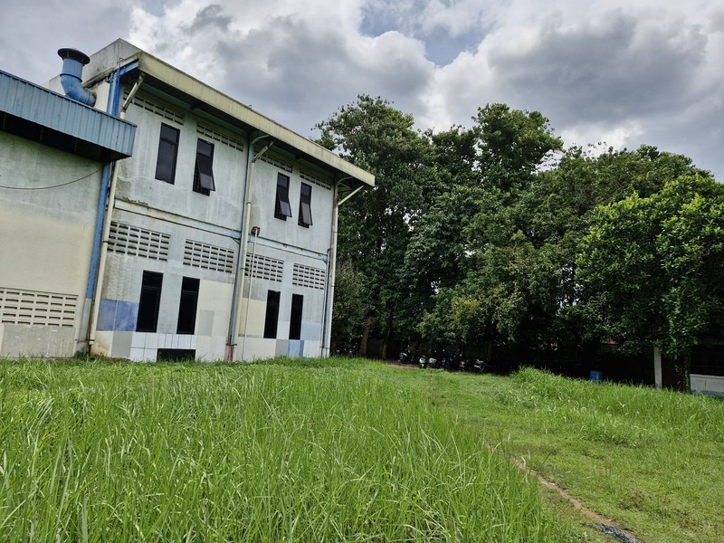 4.5 Hektar Lahan dan Pabrik di Pasir Angin Cileungsi