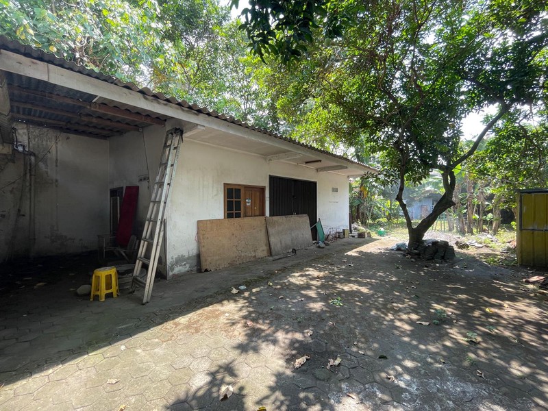 Investasi Ruang Usaha 890 Meter Persegi Lokasi Strategis Dekat Terminal Condongcatur Depok Sleman