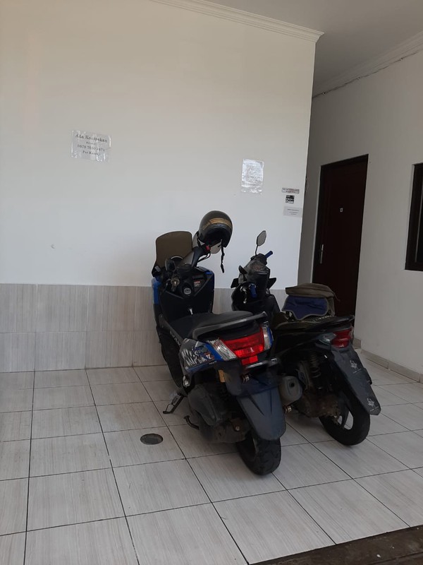 [DIJUAL] kost-kostan 11 Kamar Tidur + 4 Kamar mandi Sertifikat SHM @Jakarta Barat