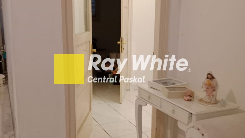 Rumah Sangat Asri di Hegarmanah Kota Bandung