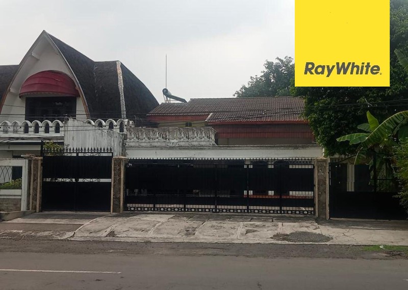 Dijual Rumah Di jalan Imam Bonjol Surabaya