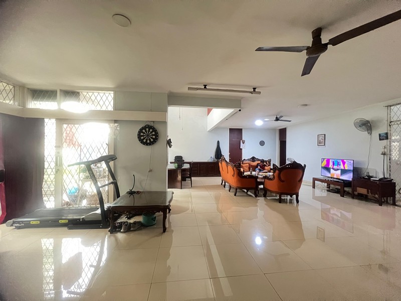 Rumah Lokasi Strategis Di Kebayoran Baru, Jakarta Selatan