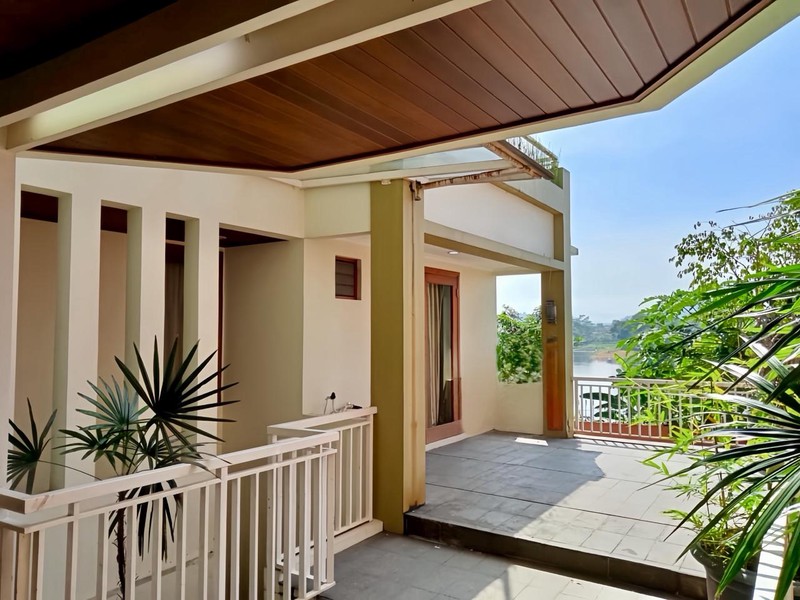 DIJUAL RUMAH KBP VIEW DANAU