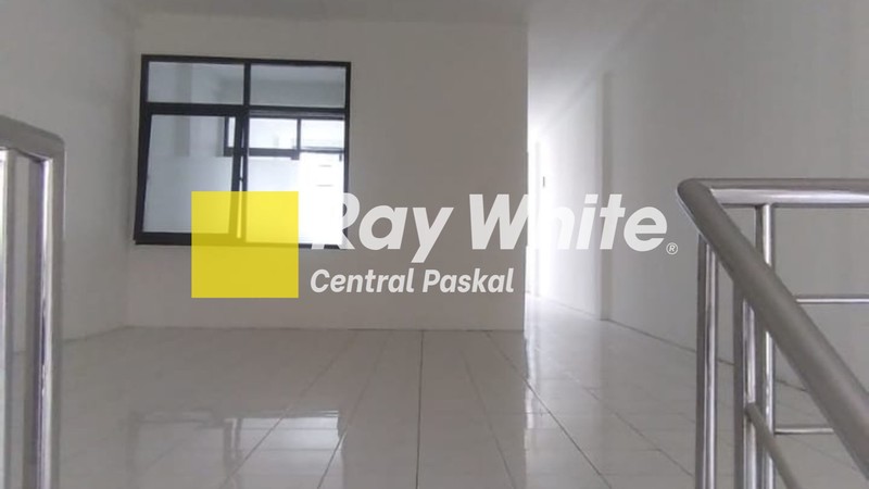 Ruko Strategis 3,5 Lantai di Rajawali Barat Tengah Kota Bandung