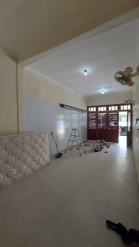 Rumah Sudut + Toko di Rungkut Asri - Cocok Usaha & Hunian!