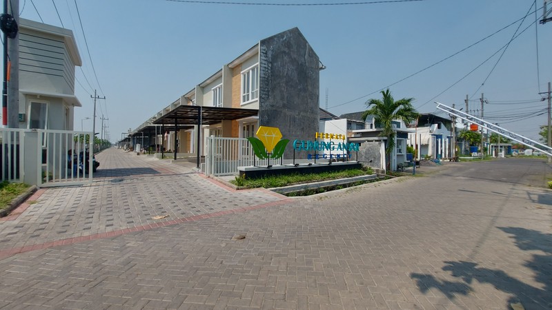Promo Rumah 2 Lantai di Surabaya Timur - Dekat UPN & RSUD Candrarini, Legalitas Lengkap