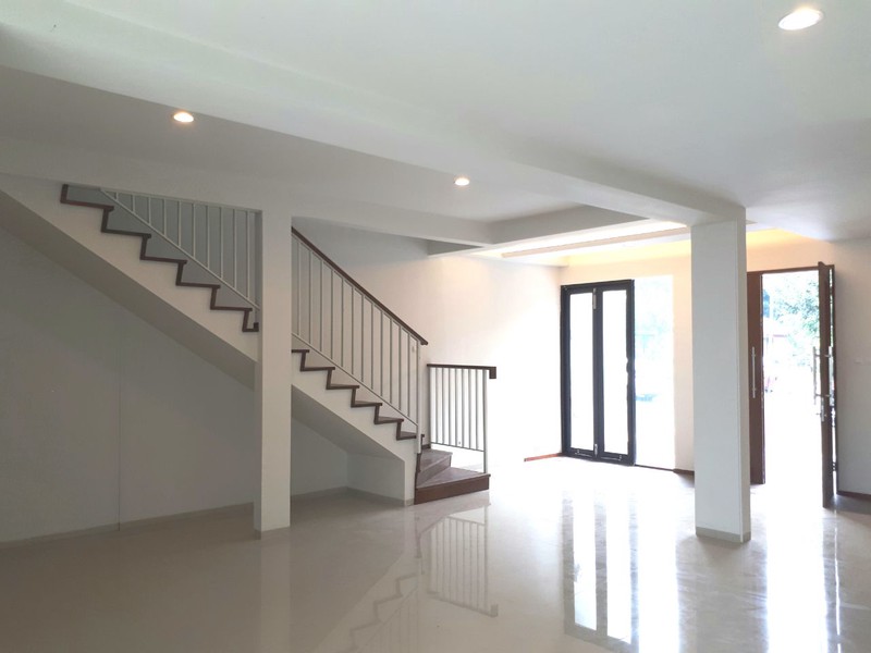 Rumah Mewah di Bintaro Jaya dengan KT 6+1 K 5+1 Sertifikat SHM