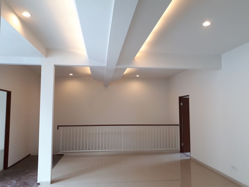 Rumah Mewah di Bintaro Jaya dengan KT 6+1 K 5+1 Sertifikat SHM