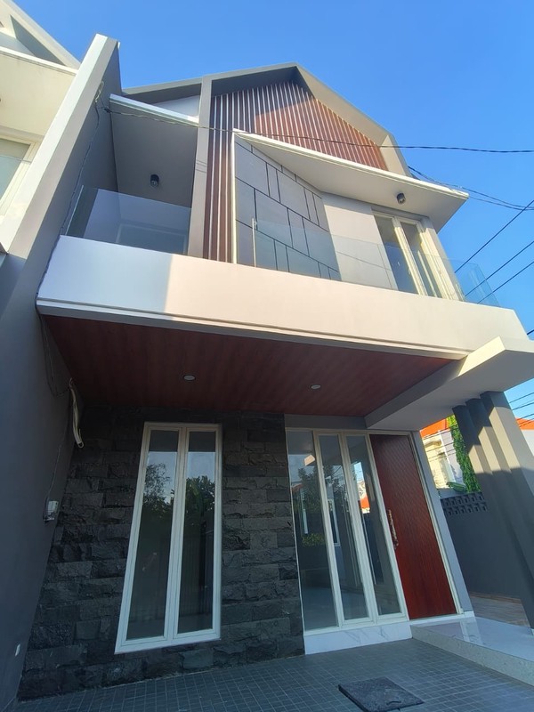 Dijual Rumah Manyar Tirtoyoso Utara Surabaya Timur - Baru Modern Dekat MERR & Galaxy Mall