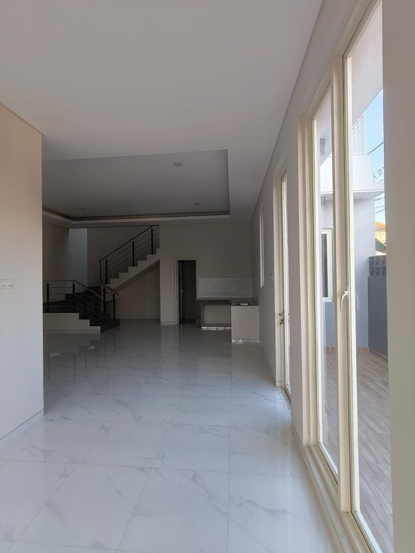 Dijual Rumah Manyar Tirtoyoso Utara Surabaya Timur - Baru Modern Dekat MERR & Galaxy Mall