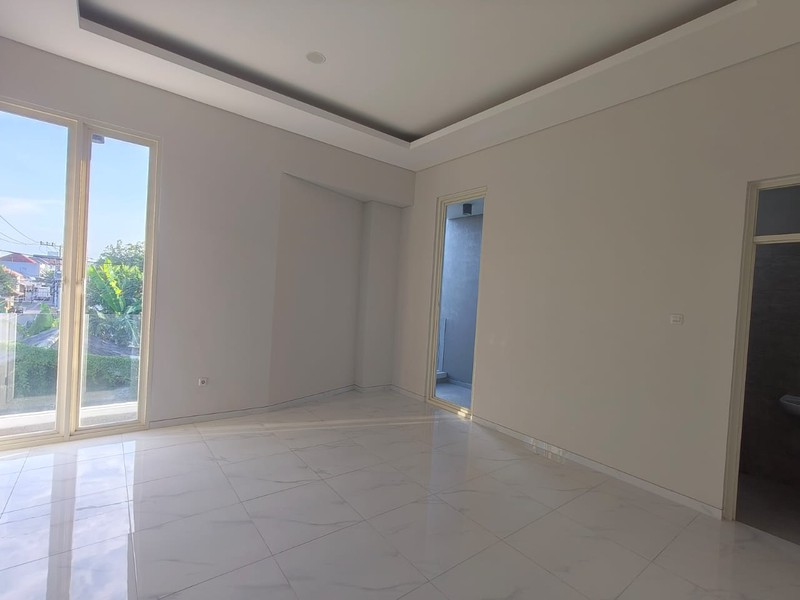 Dijual Rumah Manyar Tirtoyoso Utara Surabaya Timur - Baru Modern Dekat MERR & Galaxy Mall