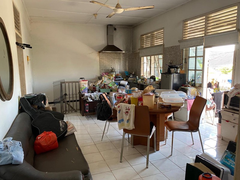 Dijual Rumah Klampis Indah Surabaya Timur - 1.5 Lantai Multifungsi Dekat Hokky Merr