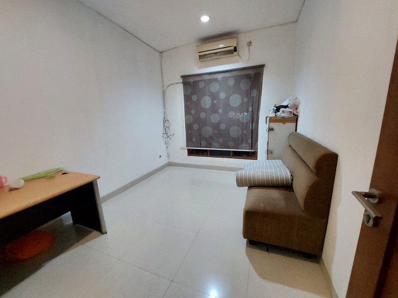 Rumah Janur Kuning, Kelapa Gading Luas 6x15m2