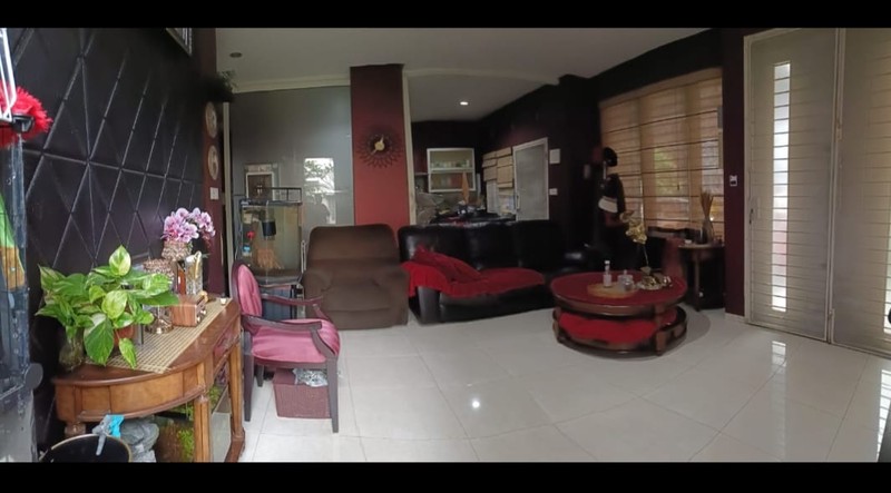Rumah dalam cluster di Bintaro Jaya Sektor 9.