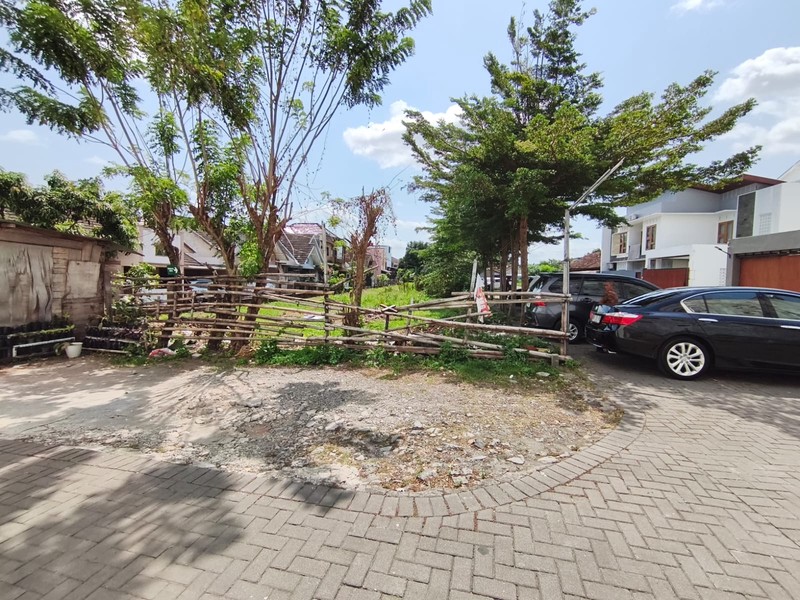 Tanah Luas 1182 Meter Persegi Lokasi Pusat Kota - di Sinduadi Mlati Sleman 