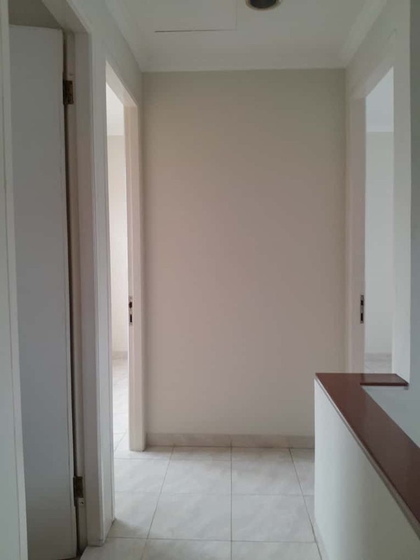 Rumah dalam cluster,jalan lebar di Bintaro Jaya 9.