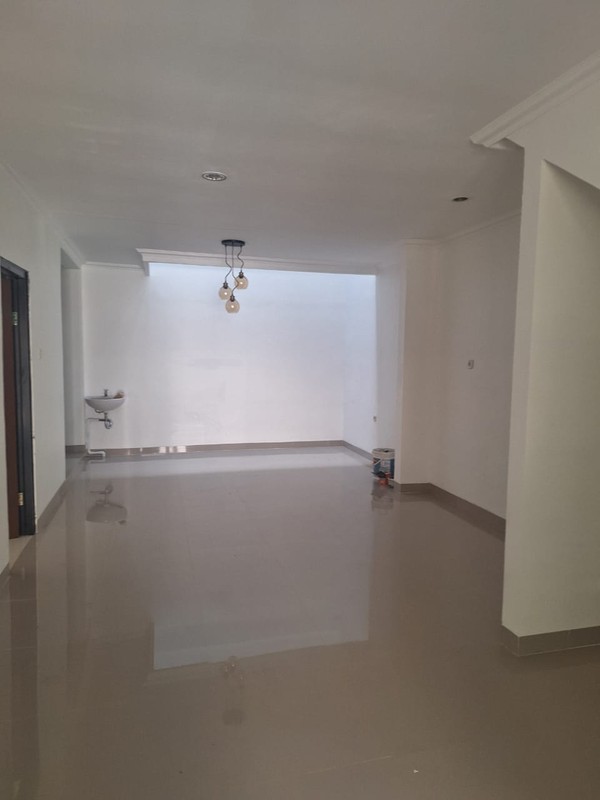 Rumah Emerald Townhouse Di Bintaro