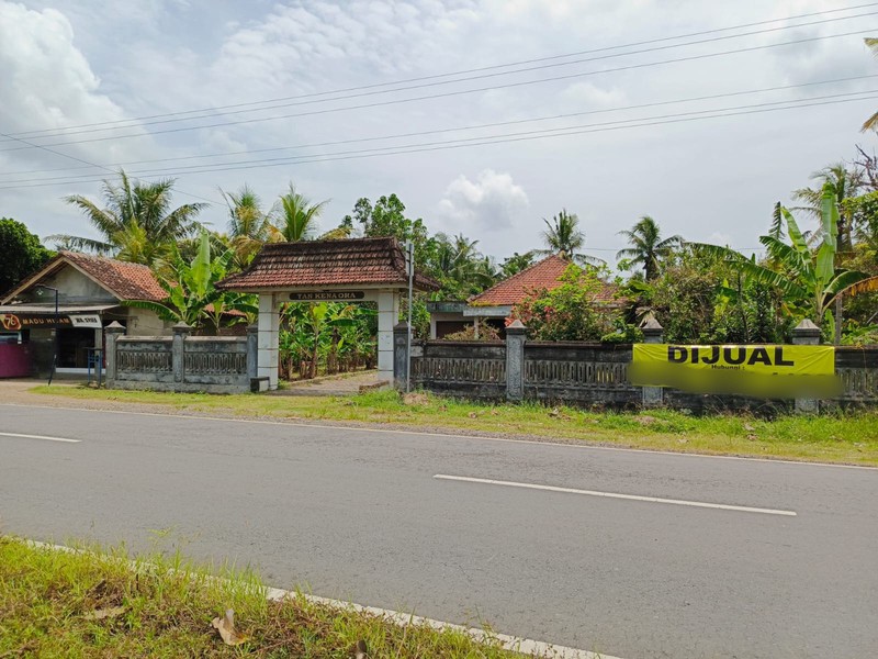 Tanah Bonus Bangunan 1796 meter Persegi Lokasi Di Jalan Purworejo-Congot