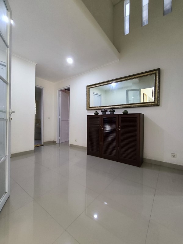 DIJUAL RUMAH JALAN KEMANG SELATAN JAKARTA SELATAN